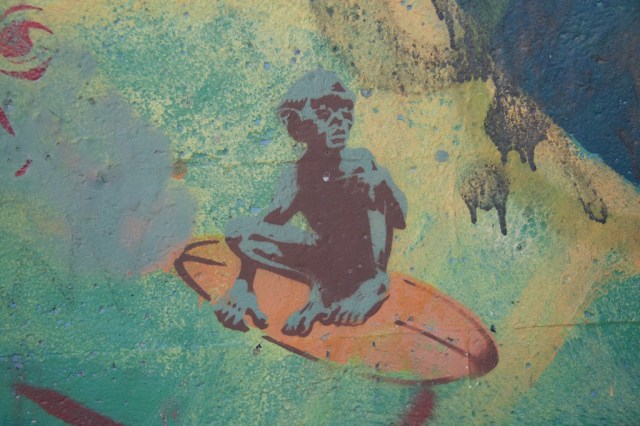 Gollum, Graffiti, Surfing Golum