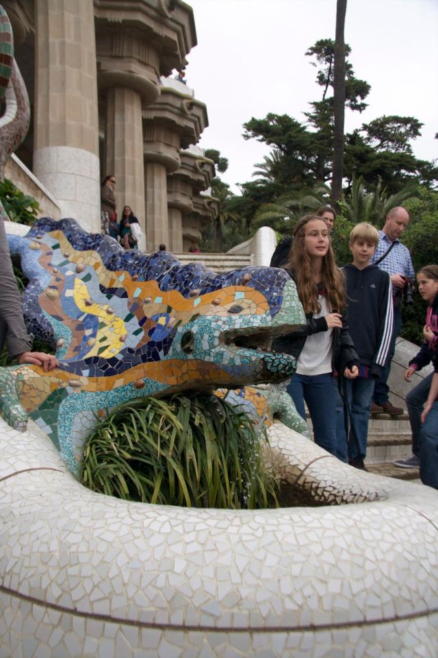 piecedgoods Park Guell Barcelona - 08 Dragon