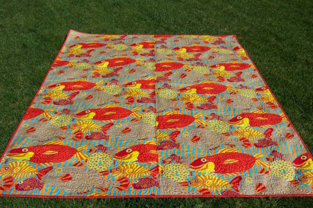 Scrappy Quilt  082