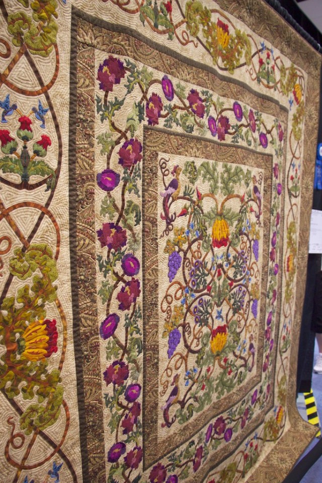 Acanthus with a Twist